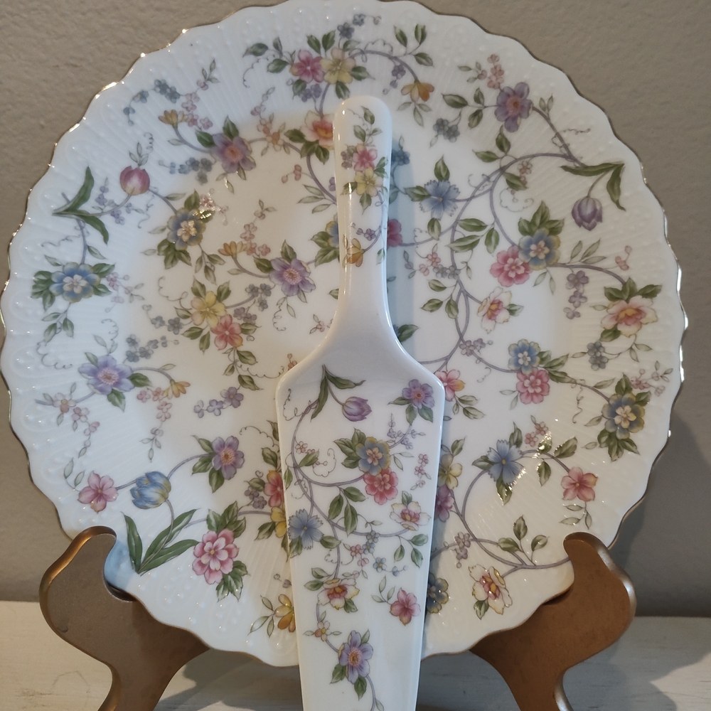 Andrea By Sadek Floral Plate and Server - White with Multicolor Design